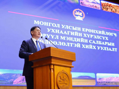Ерөнхийлөгч У.Хүрэлсүх эрүүл мэндийн салбарынханд талархал илэрхийллээ