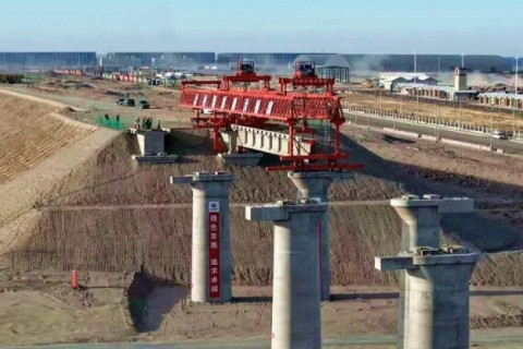 Хятад-Монголын төмөр замын мега төсөл шийдвэрлэх үе шатандаа оржээ