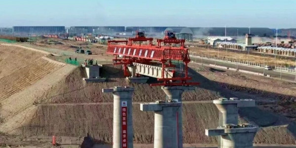 Хятад-Монголын төмөр замын мега төсөл шийдвэрлэх үе шатандаа оржээ