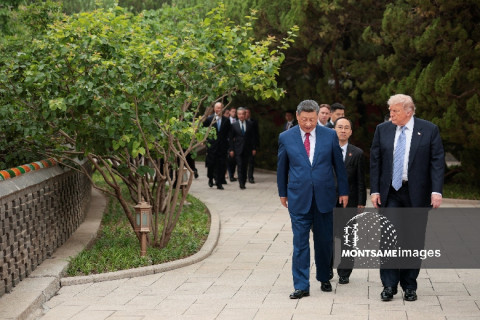 Д.Трамп, Ши Жиньпин нар нууц цэцэрлэгт хүрээлэнгээр зугаалжээ
