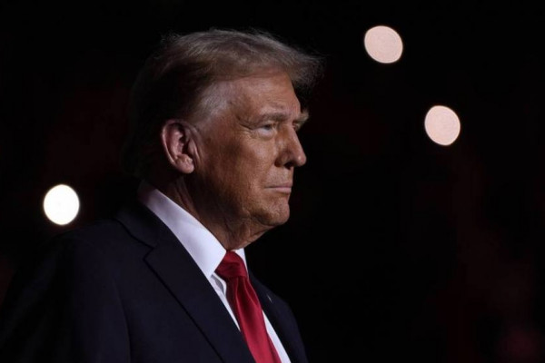 АНУ, Ираны хооронд байгуулсан санамж бичигт Д.Трамп гарын үсэг зуржээ