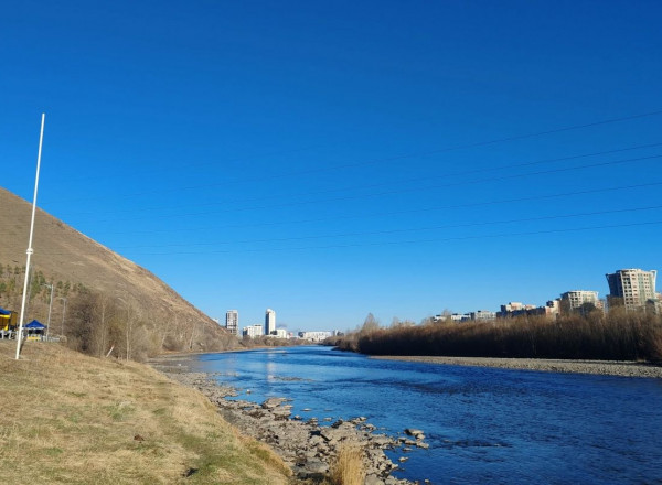 Улаанбаатарт 6-8 хэм дулаан байна