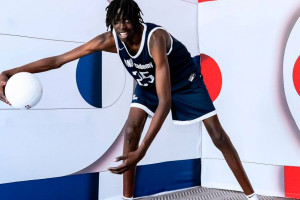 Хамгийн өндөр тоглогчийг авахаар NBA-гийн багууд сонирхож байна