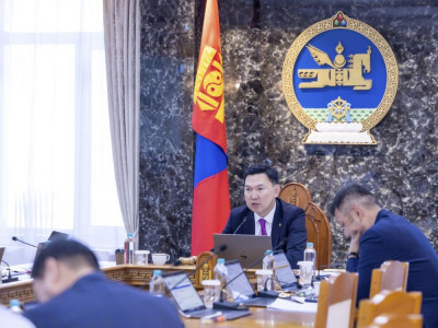 Газрын тосны үйлдвэрийн бүтээн байгуулалтад тулгамдсан 14 асуудлыг хэлэлцэн шийдвэрлэлээ