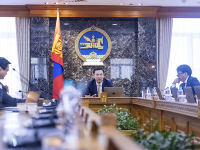 Ерөнхий сайд есөн шийдвэрээ танилцуулав