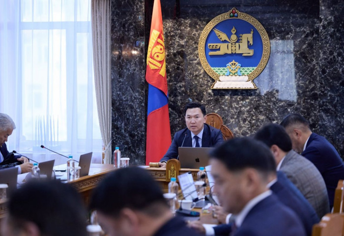 Хууль зүй, дотоод хэргийн сайдыг үүрэгт ажлаас нь чөлөөллөө