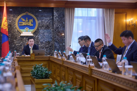 Ирэх сарын1-нээс 435 мянган ахмад настан шинээр суурь тэтгэвэр авч эхэлнэ