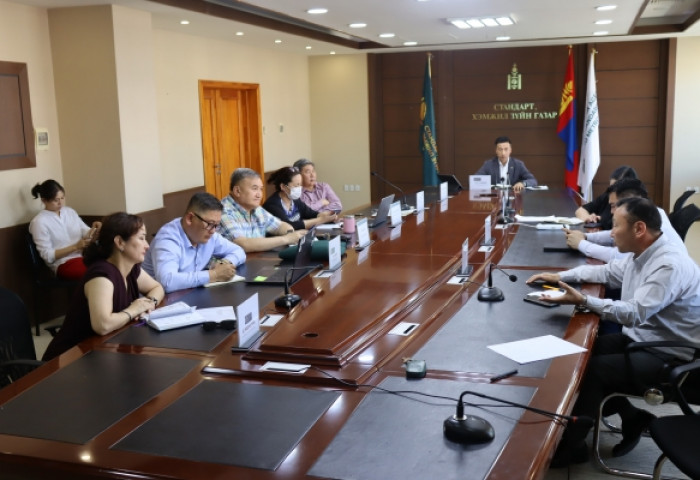 Аймгийн дарга нар Хяналт-шинжилгээний дүн, зөвлөмжийг цахимаар танилцуулав