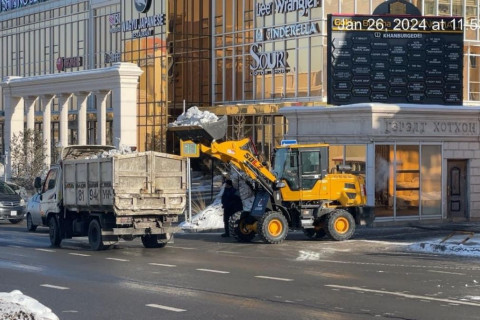 Цэвэрлэгээнээс гарсан 509 тонн хар цасыг ачиж тээвэрлэлээ