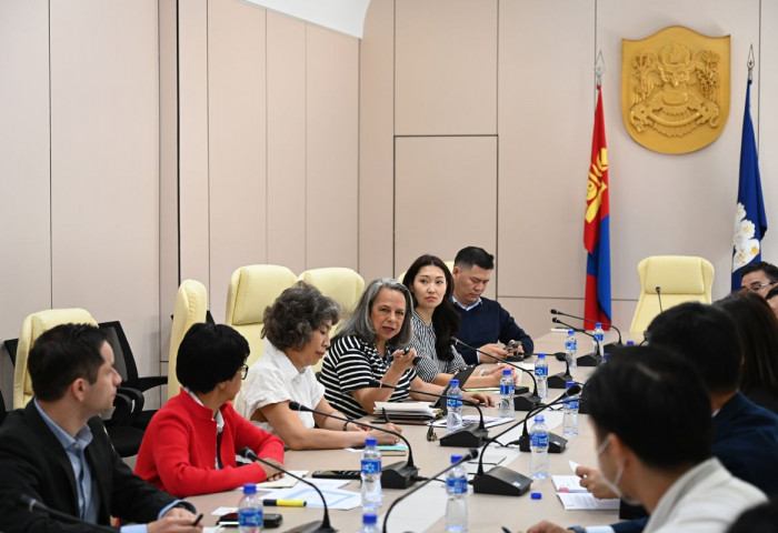 “Улаанбаатар хотын тогтвортой авто зам, тээвэр” төслийн дунд хугацааны үнэлгээг хийнэ