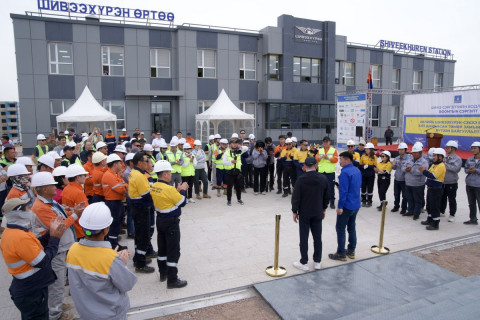 Шивээхүрэн-Сэхээ боомтын хил дамнасан төмөр замын бүтээн байгуулалт дууслаа