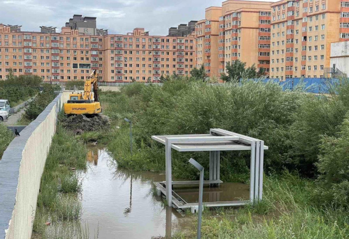 Сэлбэ, Дунд гол дагуу 1400 шоо метр лаг хагшаасыг цэвэрлэн гаргав