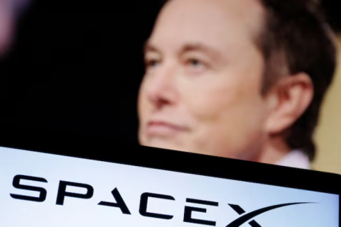 “SpaceX” хоёр жилийн дотор Ангараг руу таван хөлөг хөөргөнө